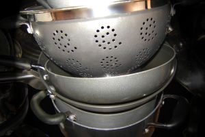 pots-and-pans-652053-m