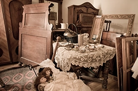 Bedroom full of antiques.