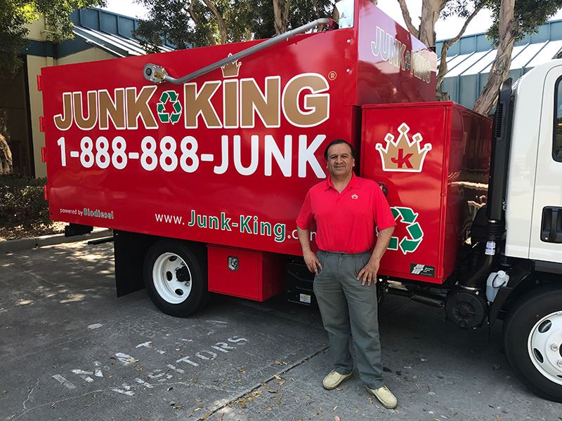 Junk King Franchise Owner,  John Busby & Linda Busby.
