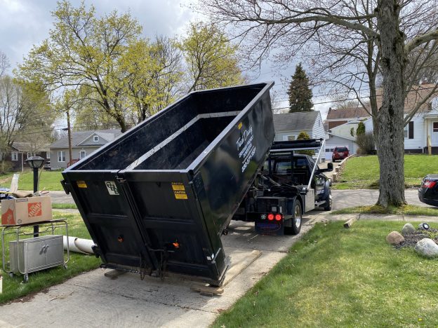Maximize Efficiency with Dumpster Rentals: Streamlining Construction Debris Disposal