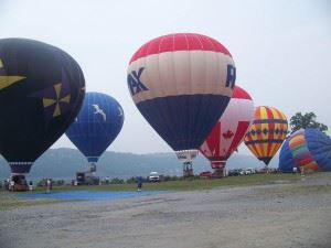 1200px-Mid-Hudson_balloon_festival