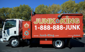 junk removal milwaukee