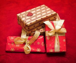 gifts-5-422320-m
