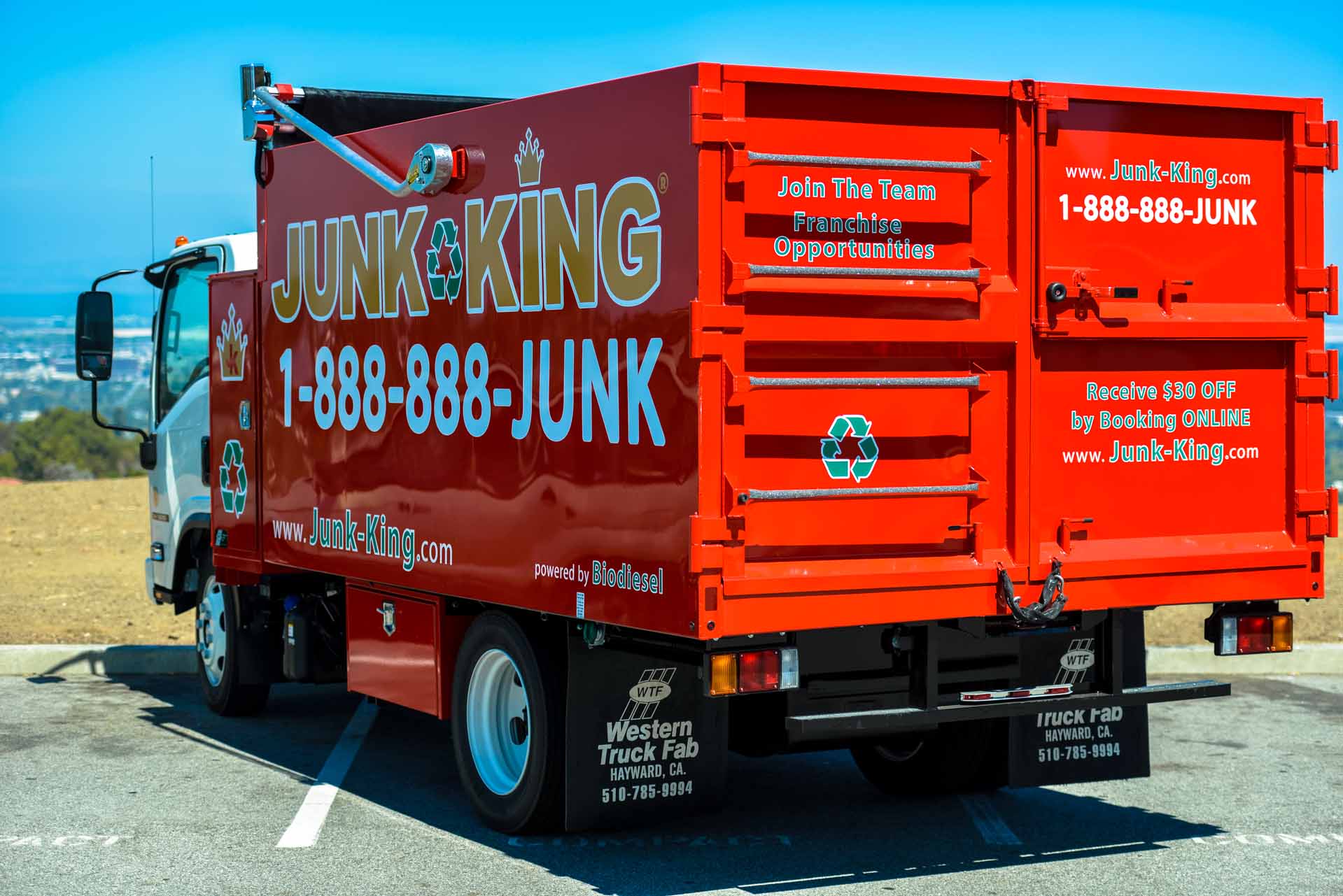 Junk King Franchise Owner,  Jim & Jennifer.