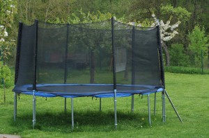 trampoline-3397479_1280