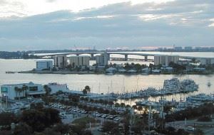 Sarasota_Bay_and_waterfront,_Sarasota,_Florida_(2003)