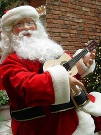 santa-playing-a-little-guitar-1471076