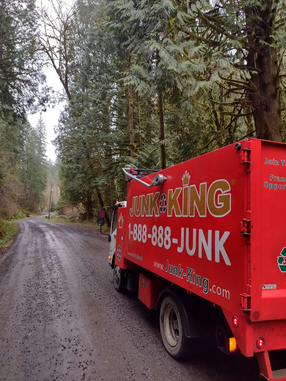 Junk King team removing an old hot tub in Burlingame backyard