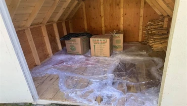 10 Reasons to Schedule an Attic Cleanout Service This Spring
