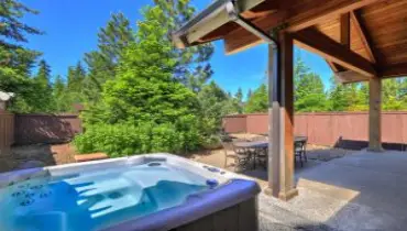 How Do You Get A Hot Tub Out Of Your Backyard In Portland